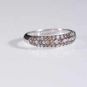 White Gold Ring K18(750) with Diamonds