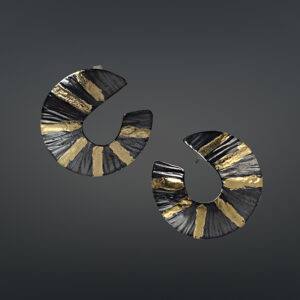 Earrings in Oxidized Silver 925 with Yellow Gold 750 (18K) 