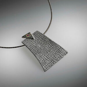 Necklace in Silver 925 and Oxidized Silver with Ruby stone