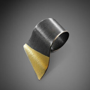 Ring in Oxidized Silver 925 with Yellow Gold K22