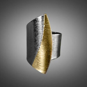 Ring in Oxidized Silver 925 with Yellow Gold K22
