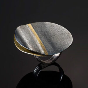 Ring in Oxidized Silver 925 with Yellow Gold K22