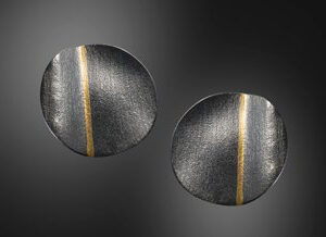Earrings in Oxidized Silver 925 with Yellow Gold