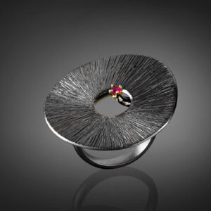 Ring in Oxidized Silver 925 with Ruby