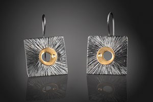 Earrings in Oxidized Silver 925 with Yellow Gold 750 (18K)