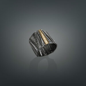 Ring in Oxidized Silver 925 with Yellow Gold 750 (18K) 