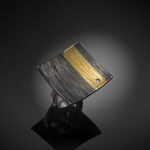 Ring in Oxidized Silver 925 with Yellow Gold 750 (18K) and Diamond