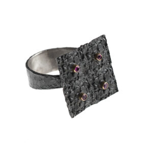Ring in Oxidized Silver 925 with Rubies