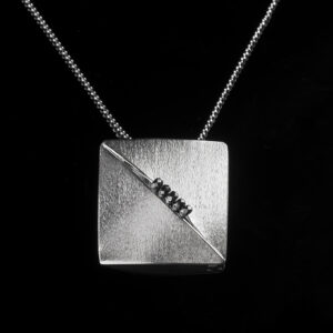 Necklace in 925 Silver with Hematite stones